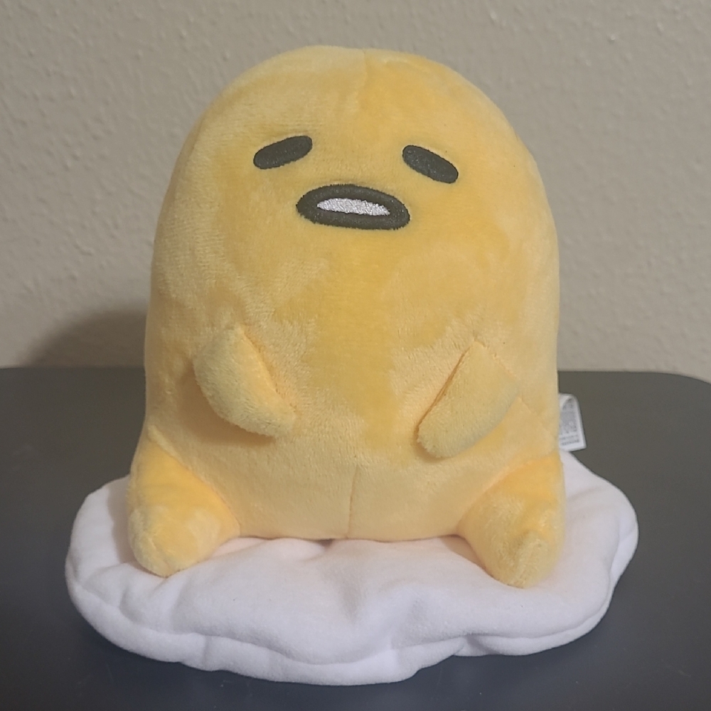 Sanrio Gudetama Plush with White Tag